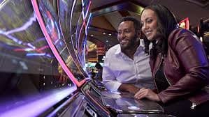 falconplay casino section featuring live dealer and table game options